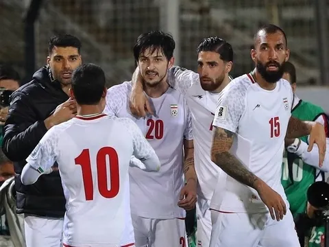 Trung Quốc mơ 'vé vớt' World Cup giữa khủng hoảng Iran