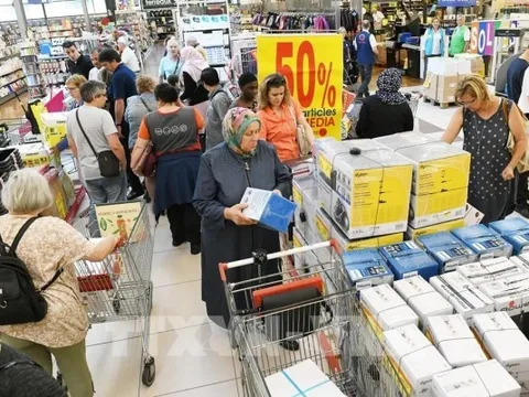 Pháp chính thức đánh thuế với các kiện hàng nhỏ nhập khẩu từ ngày 1/3