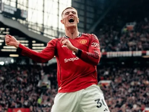 MU lên thứ 3 sau màn ngược dòng ngoạn mục