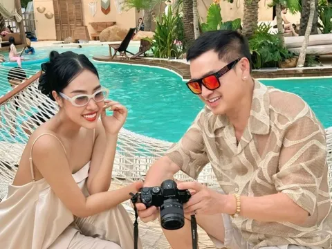 Nghệ sĩ Quang Minh tặng quà xịn cho vợ kém 37 tuổi trước ngày 8/3