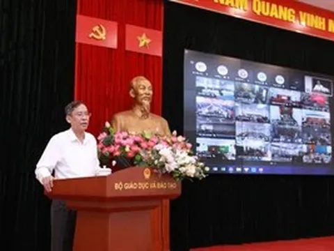 Phát triển đội ngũ nhà giáo cần mang tính đồng bộ và lâu dài