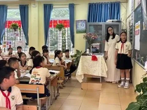 Nghị quyết 71 và bước ngoặt chiến lược: Nhà giáo, CBQL giáo dục - trung tâm của đổi mới