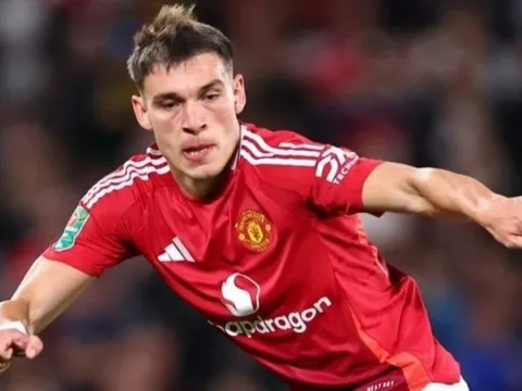 MU ra quyết định với Ugarte