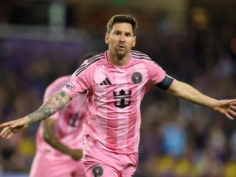 Messi và quyền năng của một biểu tượng không tắt