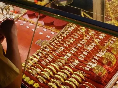 Người mua vàng từ vùng đỉnh 191 triệu đồng/lượng, giờ lãi lỗ ra sao?