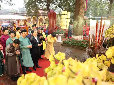 Hà Nội: Du lịch tâm linh trở thành trụ cột tăng trưởng đầu năm