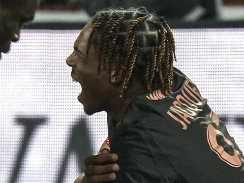 Tân binh giá 70 triệu euro của Liverpool nghỉ hết mùa