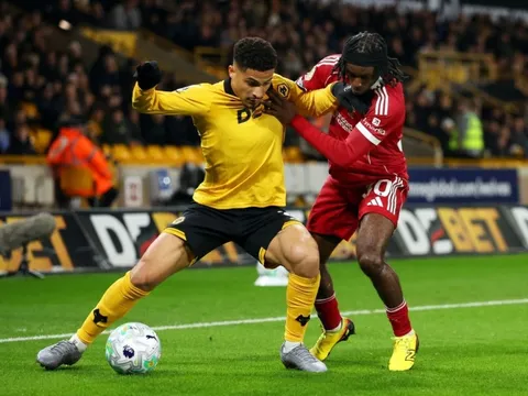 CĐV MU đòi ký gấp người làm lu mờ Liverpool