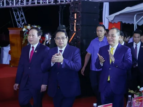 Sau khi trúng thầu 2 dự án 39.000 tỷ, DN chưa đầy 1 tuổi của tỷ phú Phạm Nhật Vượng công bố loạt dự án lớn