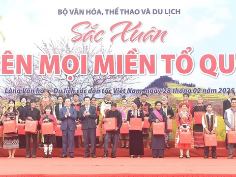 Phó Thủ tướng Mai Văn Chính dự Ngày hội 'Sắc xuân trên mọi miền Tổ quốc' năm 2026