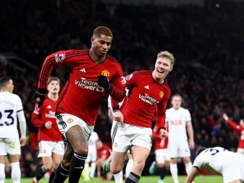 Rashford, Hojlund giúp MU kiếm bộn tiền