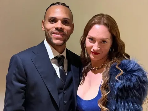 Khối tài sản khổng lồ của cựu tiền đạo Barcelona