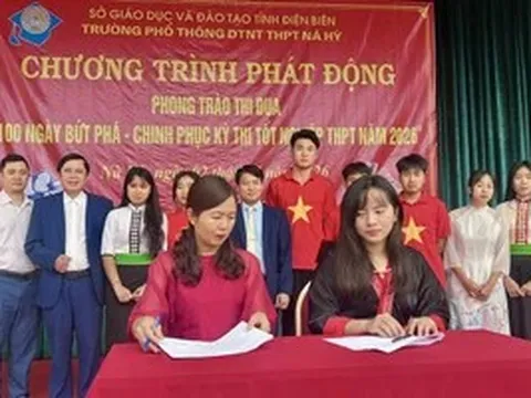 Sĩ tử vùng cao quyết tâm với chiến dịch 100 ngày bứt tốc