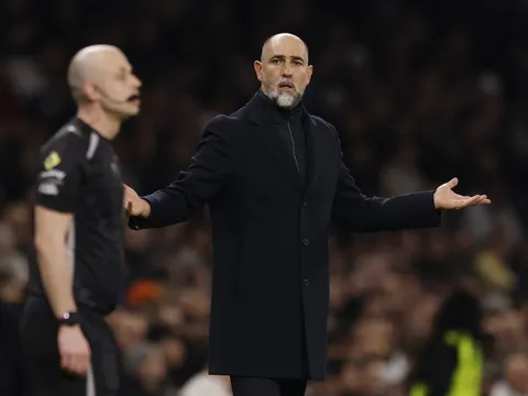Tottenham lại cân nhắc thay HLV