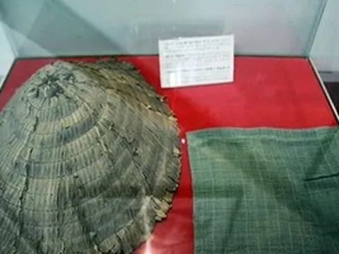 Ngắm kỷ vật của mẹ Suốt, biểu tượng phụ nữ Việt Nam bên dòng Nhật Lệ