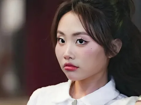 Phương Mỹ Chi báo tin đã kết thúc