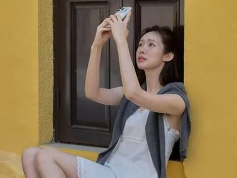 Nữ diễn viên Cha Jung Won khoe vẻ đẹp quyến rũ