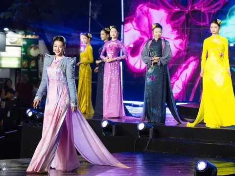 NTK Đỗ Trịnh Hoài Nam đưa nghệ thuật tranh đá quý lên áo dài Việt Nam