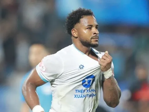 Xuân Son bỏ lỡ khó tin trong chiến thắng của CLB Nam Định