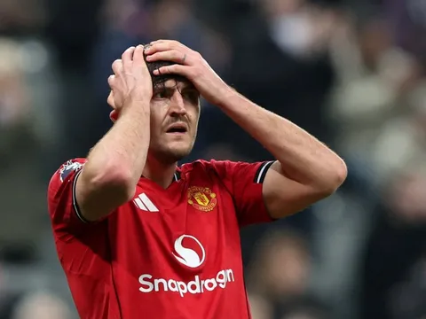 MU tổn thất nặng nếu mất vé Champions League