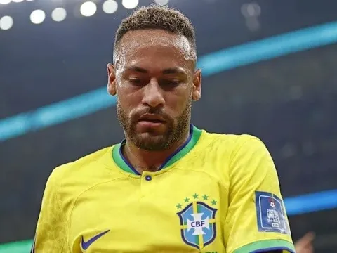 Neymar được gọi lên tuyển Brazil