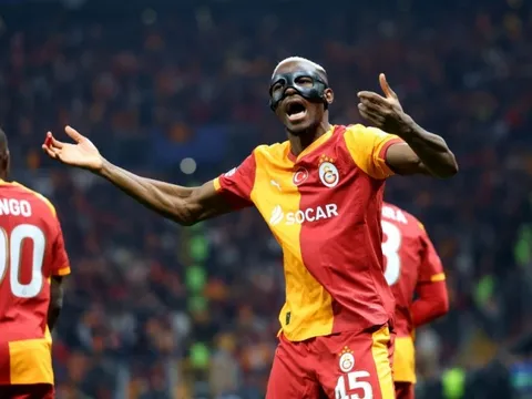 Osimhen viết lại lịch sử Champions League cho Nigeria