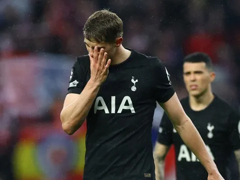 Tottenham tệ nhất lịch sử