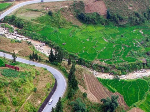 Bộ Công an, Bộ Xây dựng phối hợp khảo sát an toàn xe giường nằm trên đường núi