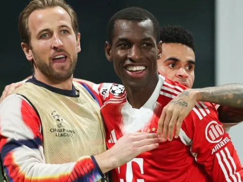 Bayern đặt một chân vào tứ kết sau trận thắng 6-1