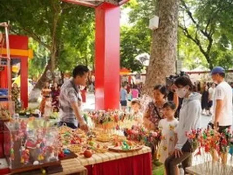 Gần 100 gian hàng tham gia Lễ hội Du lịch Hà Nội 2026