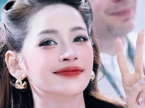 Sao Việt: Hoa hậu Ngọc Châu đẹp rạng ngời, Chi Pu rạng rỡ khi xuất hiện tại sự kiện