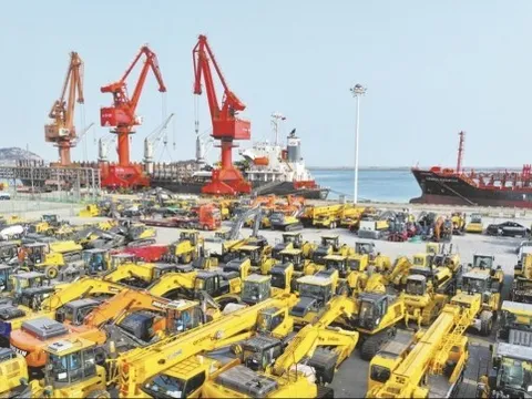 Thương mại toàn cầu: Xuất khẩu của Trung Quốc tăng vượt dự đoán; Đức ghi nhận sụt giảm mạnh; Hàn Quốc gặp rủi ro lớn do căng thẳng Trung Đông