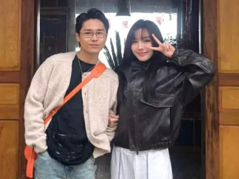 Ảnh hiếm của Tăng Duy Tân và Bích Phương