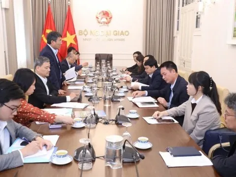 Thứ trưởng Thường trực Bộ Ngoại giao Nguyễn Minh Vũ làm việc với tỉnh Sơn La về tăng cường hợp tác quốc tế và phát triển khu vực biên giới