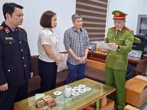 Bắt nguyên giám đốc cùng 2 thuộc cấp vì lập khống hồ sơ, chứng từ