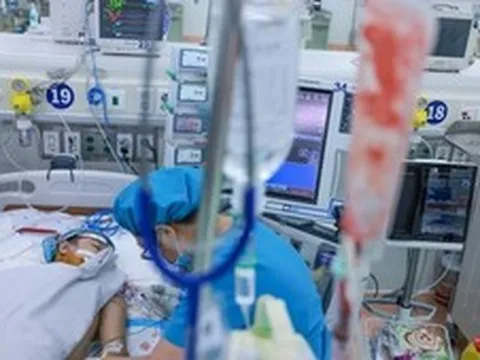 Cảnh báo nguy cơ biến chứng sốt xuất huyết Dengue khi nhập viện muộn