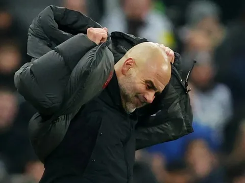 Phản ứng của Pep Guardiola khi kém Arsenal 9 điểm
