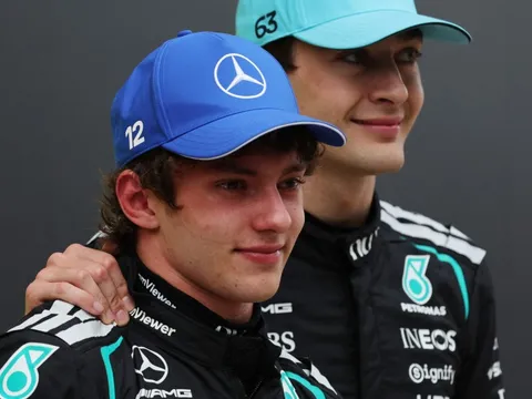 Kimi Antonelli ghi dấu lịch sử F1