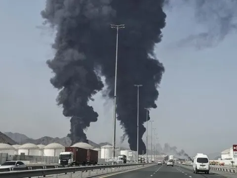 Tại sao diễn biến quân sự ở đảo Kharg của Iran tác động mạnh đến thị trường dầu?