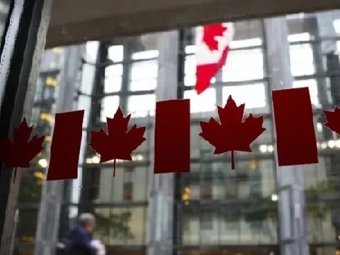 Canada lo ngại tác động của thâm hụt ngân sách gia tăng