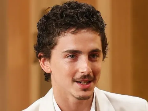 Đạo diễn nổi tiếng bị nghi 'đá xoáy' phát ngôn của Timothée Chalamet