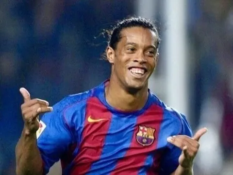 Nụ cười Ronaldinho và người mẹ làm nên huyền thoại
