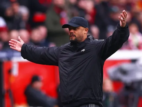 Bayern Munich đối mặt tình huống chưa từng có