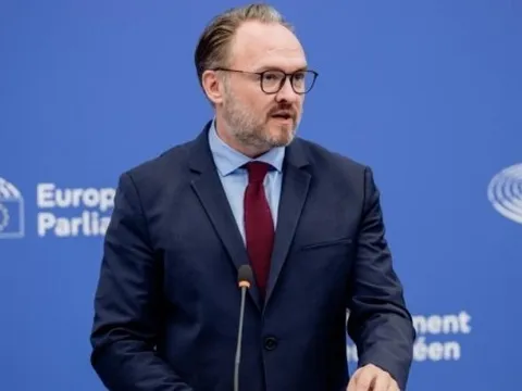 EU sẽ ngừng hoàn toàn nhập khẩu năng lượng từ Nga nhằm thực hiện mục tiêu này