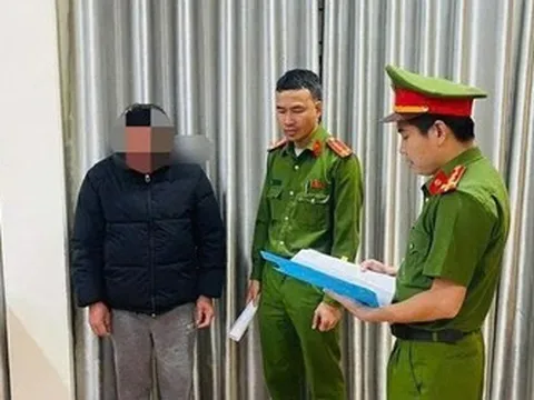 Chủ cơ sở giò chả bị khởi tố vì dùng hàn the trong chả bò