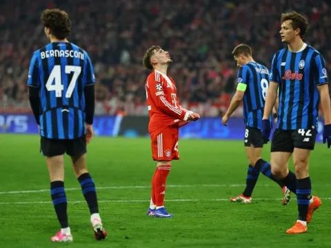 Bóng đá Italy sụp đổ ở Champions League