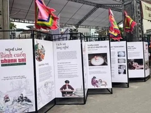 Bánh cuốn Thanh Trì chính thức thành di sản