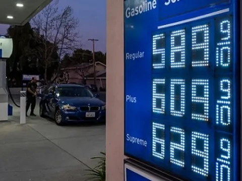 Khi tình hình Iran và giá dầu tăng cao khiến 'nền kinh tế hình chữ K' phân hóa thêm sâu sắc