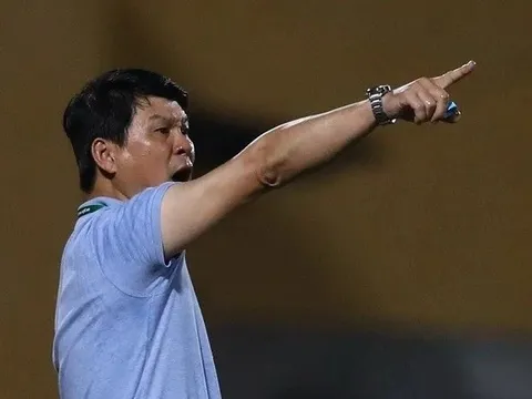 CLB Ninh Bình dưới trướng Vũ Tiến Thành - bước thụt lùi về lối chơi?