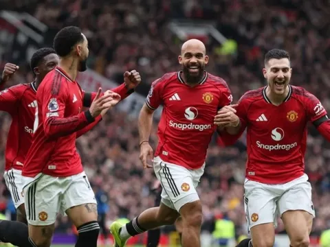 Ngoại hạng Anh chuẩn bị 'luật mới' về tiền bạc